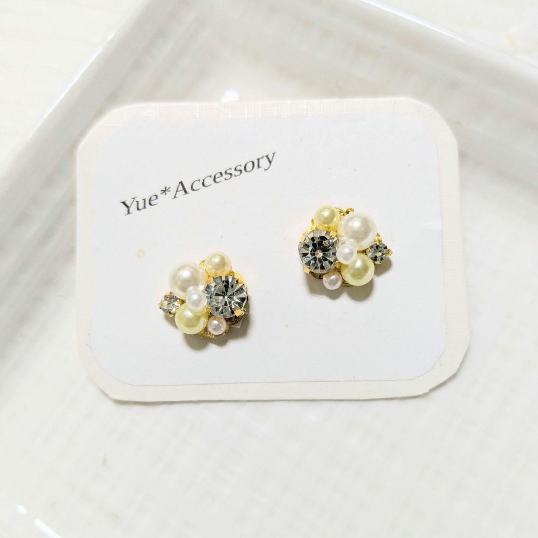 A-120 ハンドメイド☆ビジューピアス／イヤリング - メルカリ