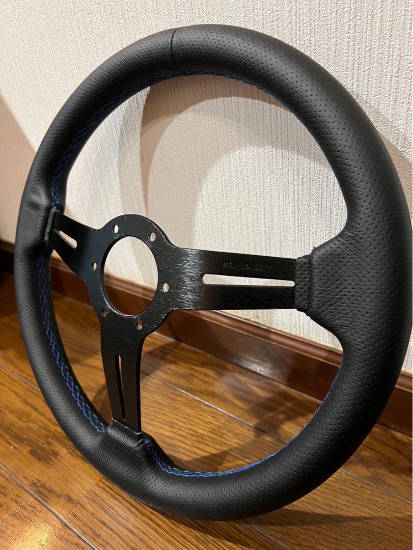 ステアリング（ＮＡＲＤＩ、イタリア製）