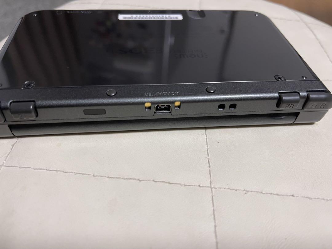 Newニンテンドー3DS LL メタリックブラック