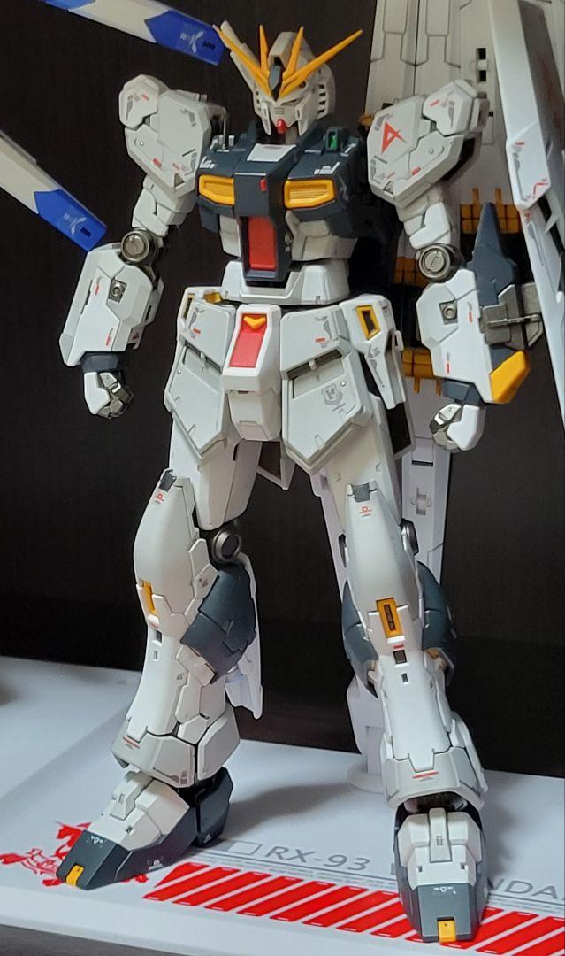 RG 1/144 RX-93 νガンダム (機動戦士ガンダム 逆襲のシャア