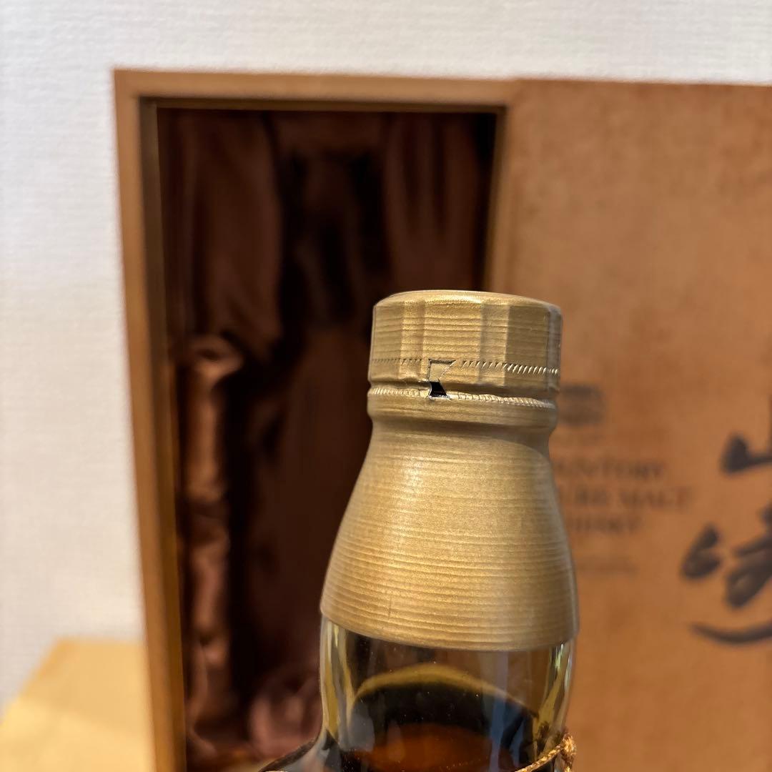 サントリーピュアモルトウイスキー 山崎 向獅子 初期ラベル 760ml 箱付き サントリーピュアモルトウイスキー 山崎 向獅子 初期ラベル 760ml 箱付き