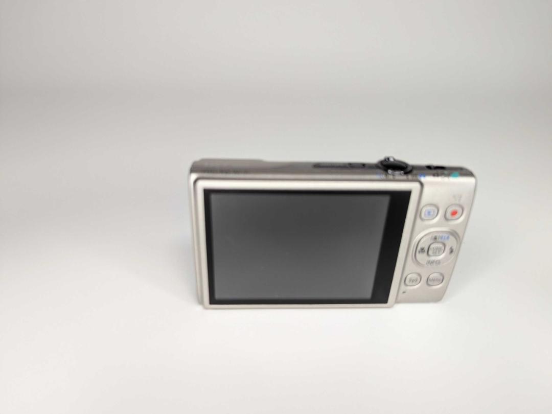 Canon IXY650 シルバー
