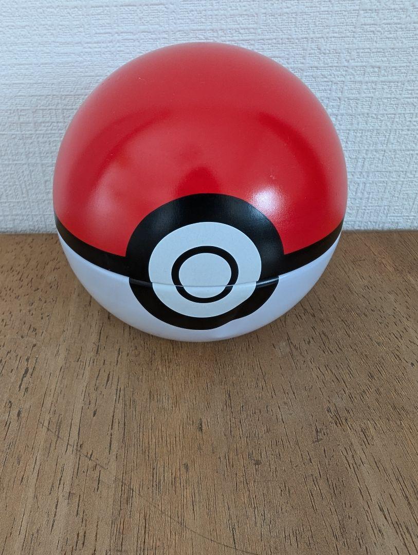 CASIO ポケモンコラボ デジタル腕時計