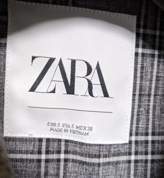 ZARAトラベラーチェック柄ステンカラーコート