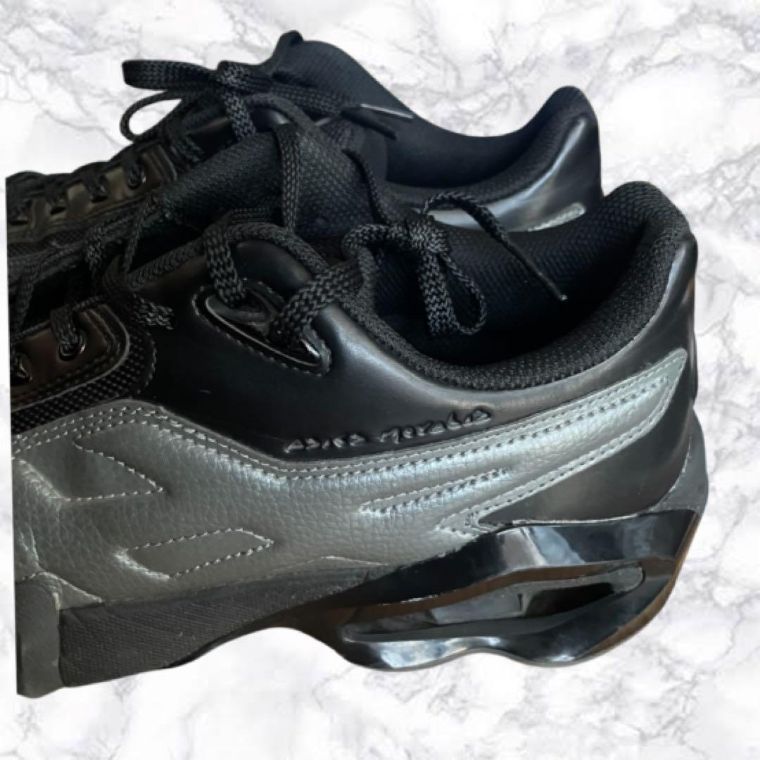 Asics Novalis