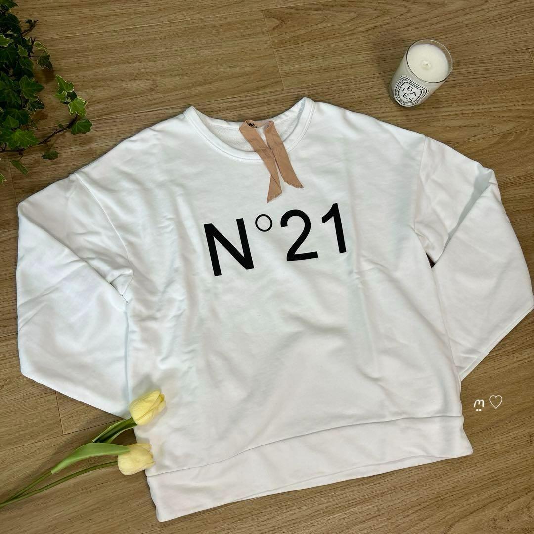 N°21　ヌメロヴェントゥーノ　スエットロゴトップス 　40　長袖トレーナー