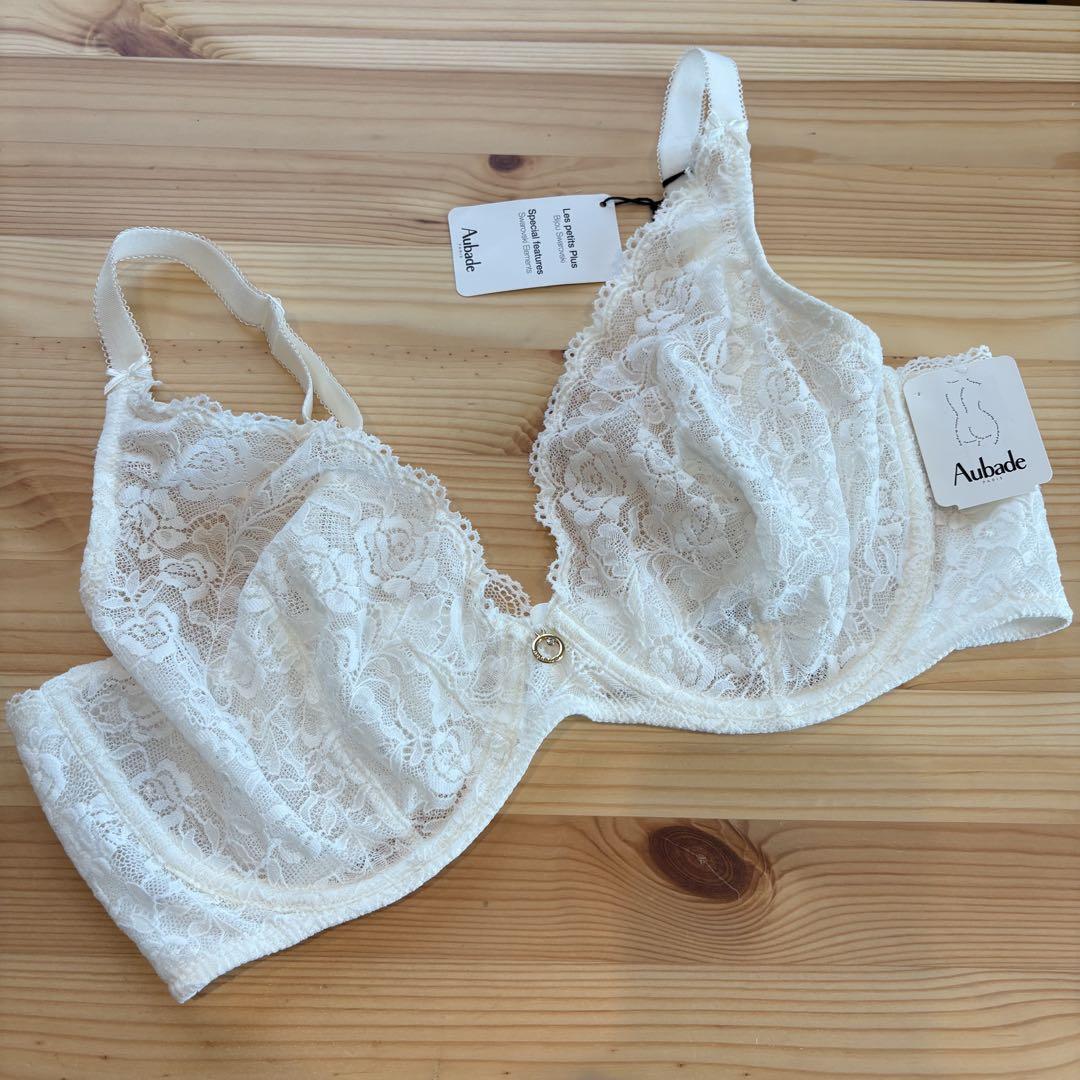 注文割引 ➀ Aubadeブラ 下着 トライアングルプランジブラ OPAL HK12 FR95 下着・アンダーウェア