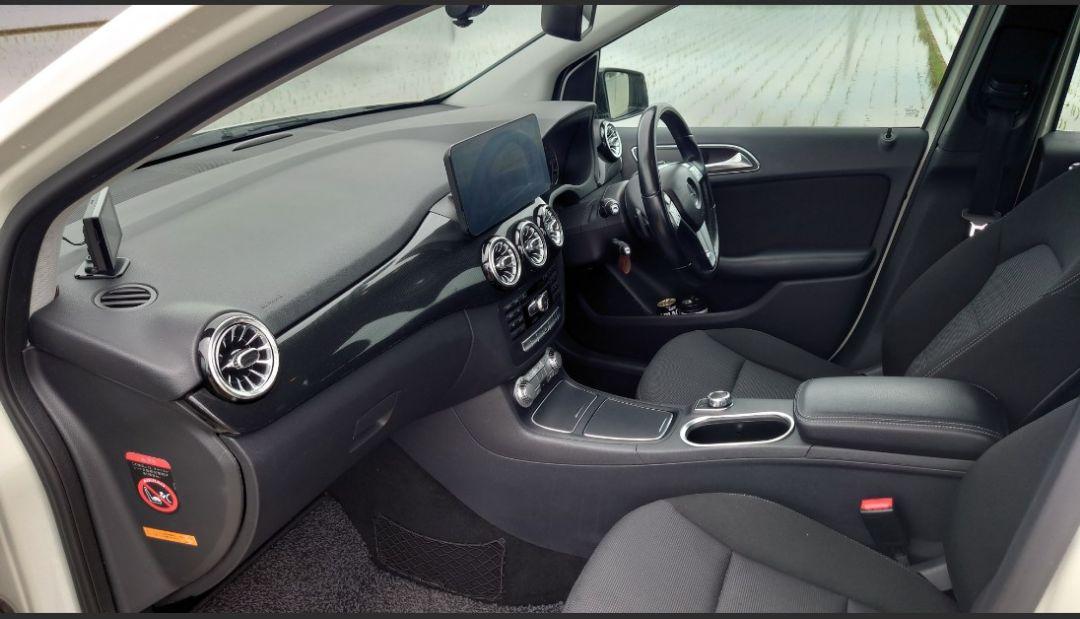 メルセデス・ベンツ B180 W246 Bクラス 2012年製