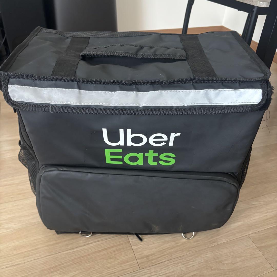 【美品】Uber eats ウーバーイーツ デリバリーバッグ 配達バッグ　大容量