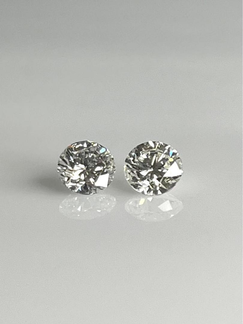 PT天然ダイヤモンドピアス　計1.0ct 鑑定書付き　D SI2 VG