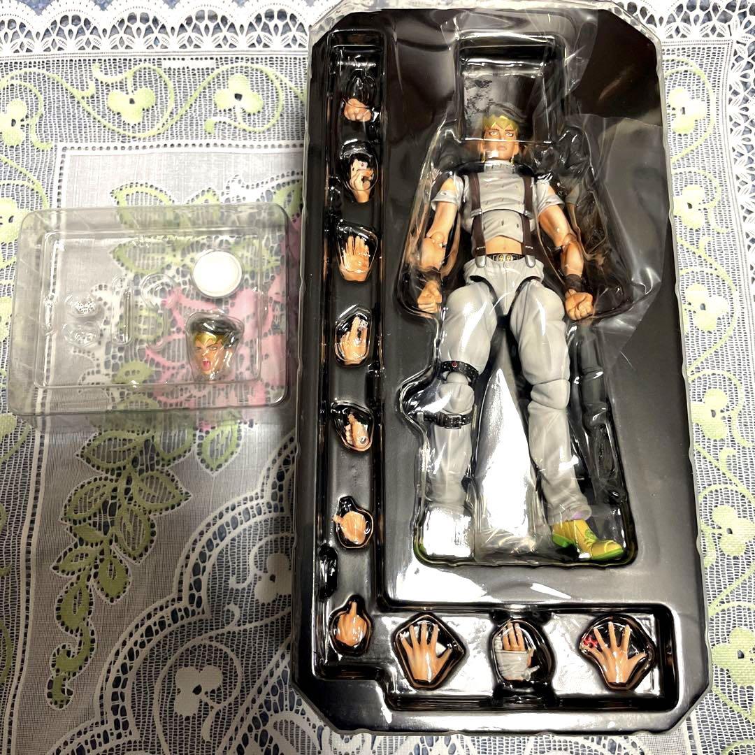 ジョジョの奇妙な冒険　岸辺露伴　超像可動 Amazon.co.jp: 超像可動 「ジョジョの奇妙な冒険」第四部29