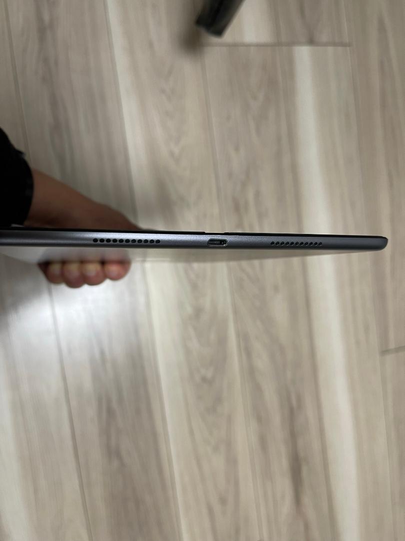 人気在庫あ iPad 64GB Smart Keyboard付き S79T2-m41588888892 Air3 Wi-Fiモデル クーポン