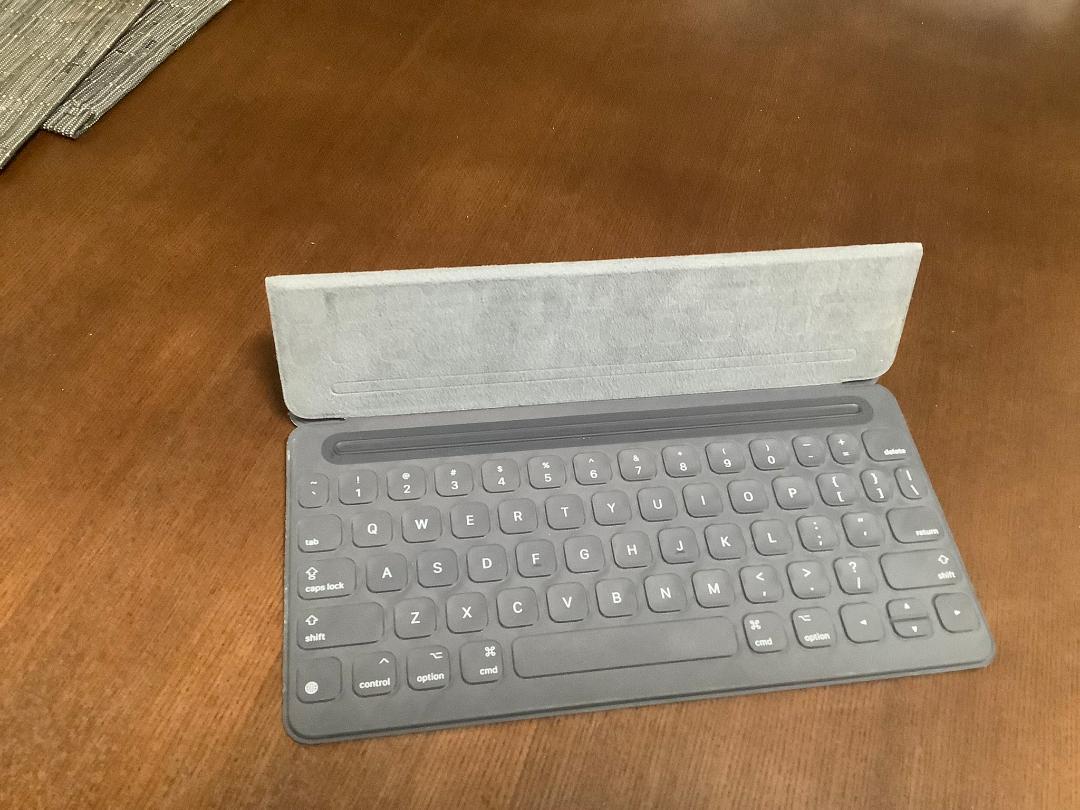 人気在庫あ iPad 64GB Smart Keyboard付き S79T2-m41588888892 Air3 Wi-Fiモデル クーポン