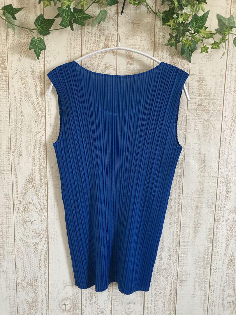 【ギフ_包装】 PLEATS ノースリーブ ロイヤルブルー ミヤケイッセイ PLEASE トップス