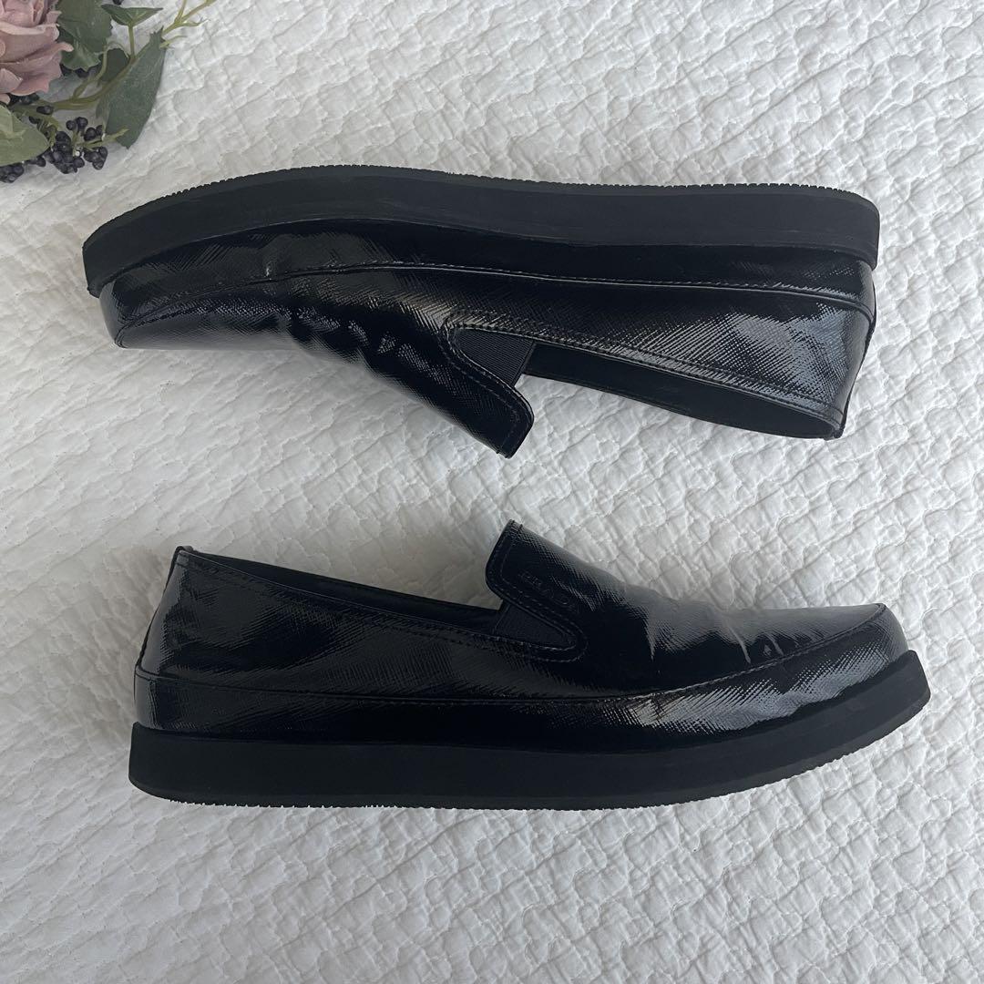 極美品PRADA サフィアーノレザー ローファー スリッポン 24.5cm