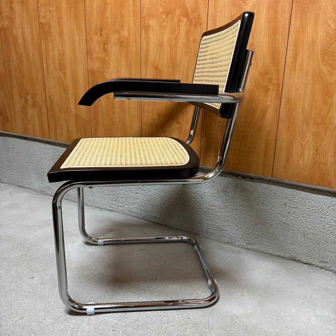 スターバックス 椅子 オリバー 非売品 （スタバの椅子がいかに