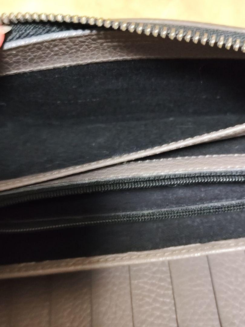 Vivienne Westwood ラウンドファスナー長財布