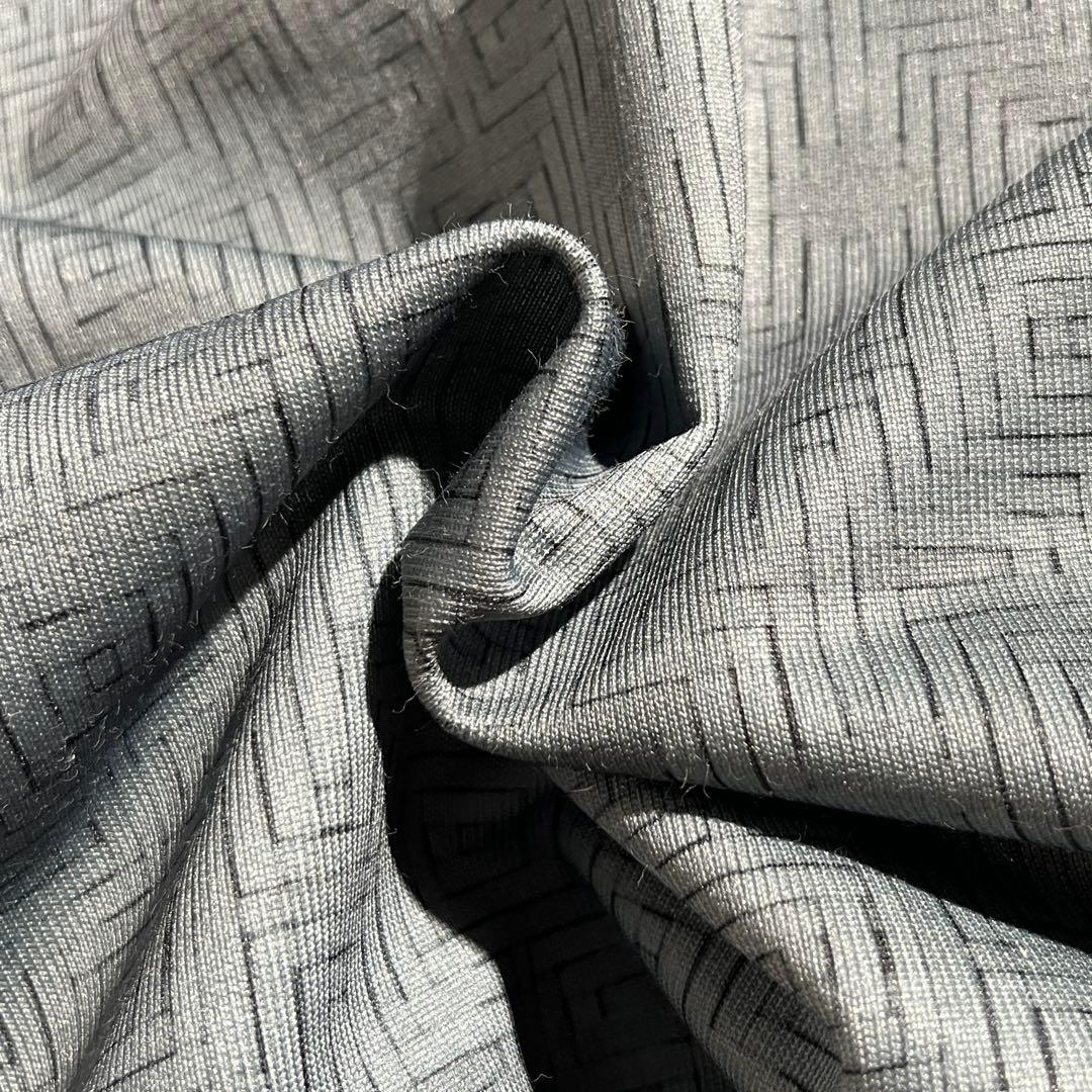 極美品 エンポリオアルマーニ パーカー ライトブルー Lサイズ 極美品 エンポリオアルマーニ パーカー ライトブルー Lサイズ