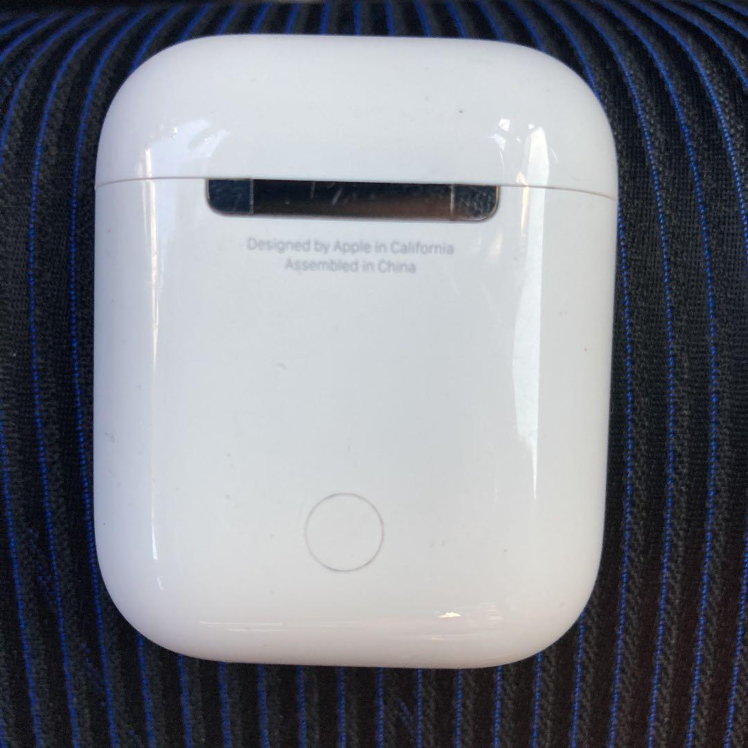 Apple 純正 AirPods