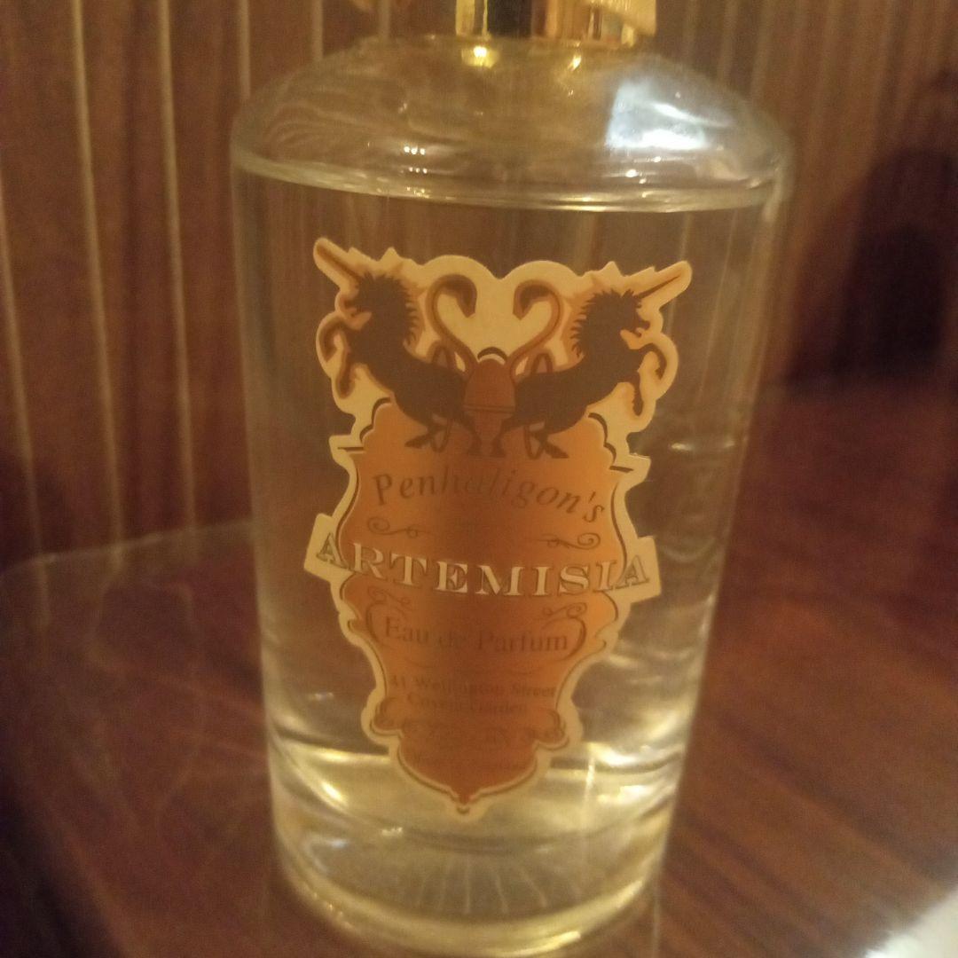 残量9割　ペンハリガン　アルテミジア　オードパルファム  香水　100ml