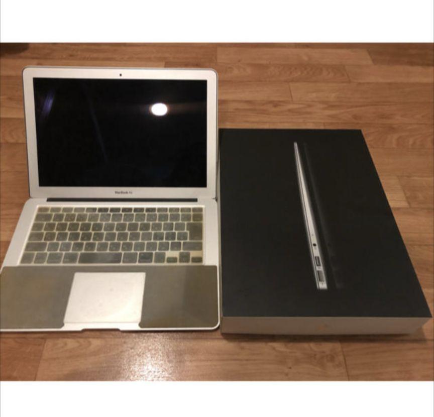 送料込MacBook air 13インチ シルバー 日本語キーボード - メルカリ