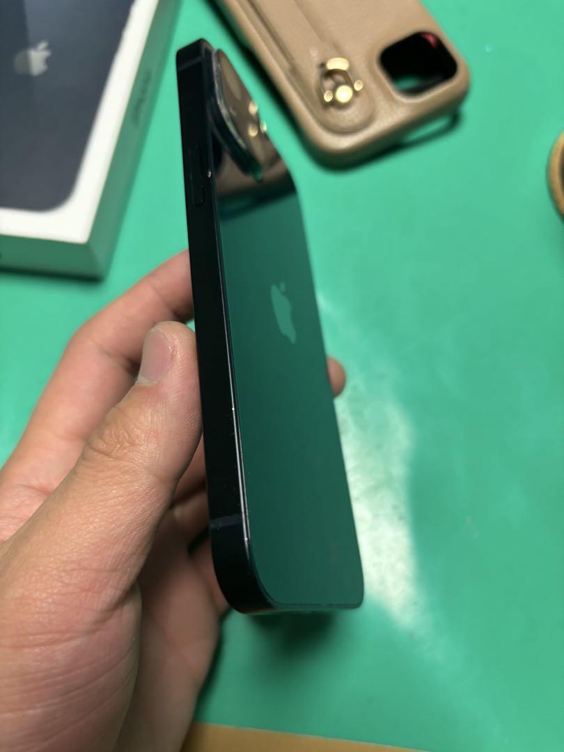 iPhone13 128GB ケースおまけあり　80%
