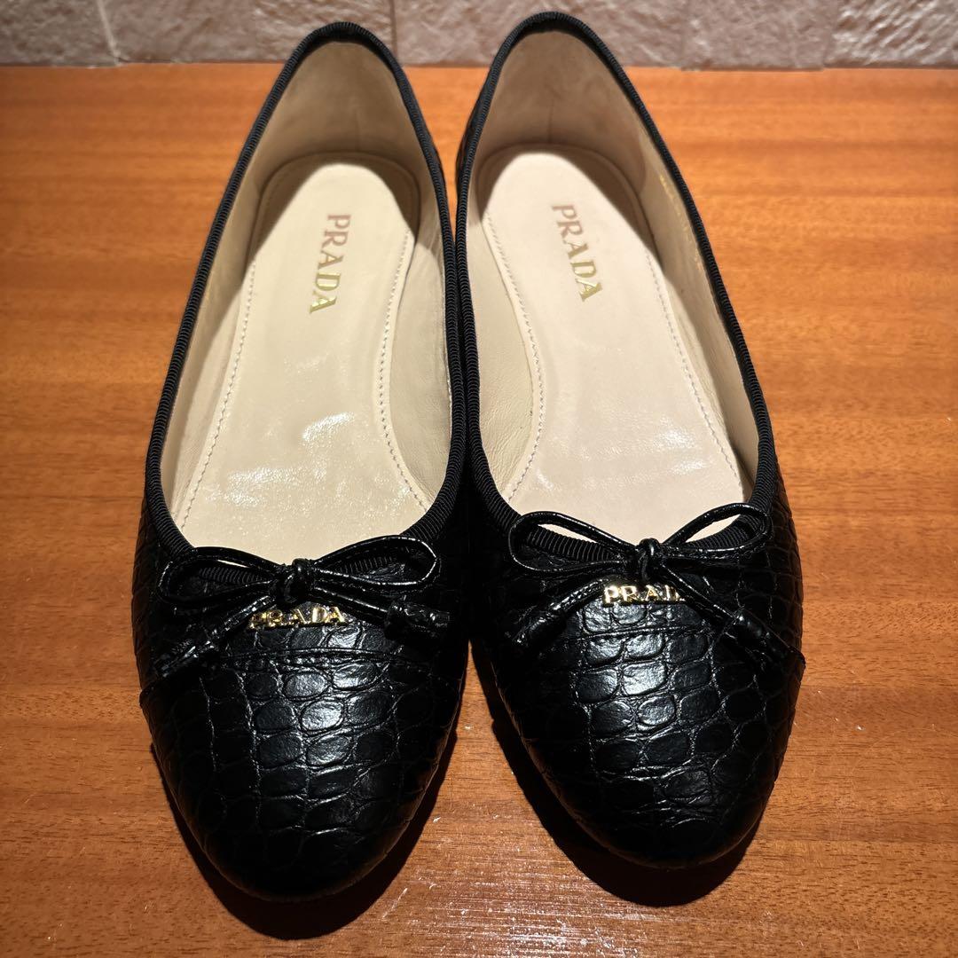 美品！PRADA プラダ パンプス スエード　黒　ブラック　23㎝　サイズ36 新品未使用】PRADA プラダ パンプス ブラック スエード - メルカリ
