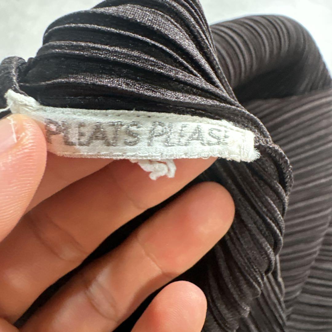 PLEATS PLEASE プリーツプリーズ ワンピース 膝丈 ブラウン. PLEATS PLEASE プリーツプリーズ ワンピース 膝丈 ブラウン.