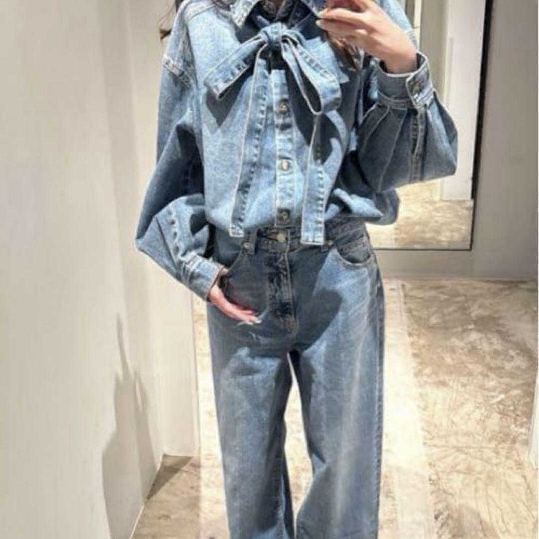 人気完売品✨新品未使用 ✨crie conforto ボウタイ デニムシャツ