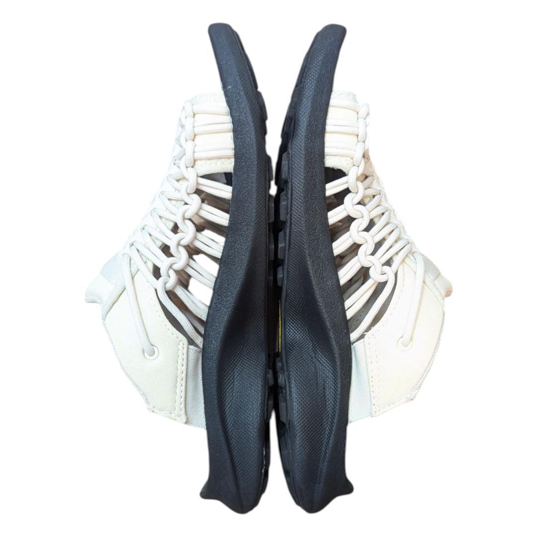 美品 KEEN キーン ユニーク スニーク スライド 22.5cm