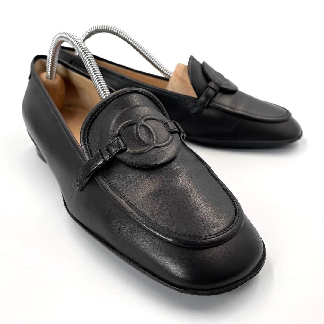 《超美品》CHANEL シャネル ココマーク ローファー 本革 黒 36 1/2 《超美品》CHANEL シャネル ココマーク ローファー 本革 黒 36 1/2