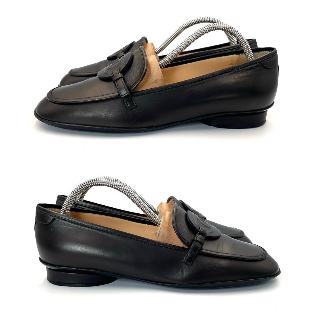 《超美品》CHANEL シャネル ココマーク ローファー 本革 黒 36 1/2 《超美品》CHANEL シャネル ココマーク ローファー 本革 黒 36 1/2