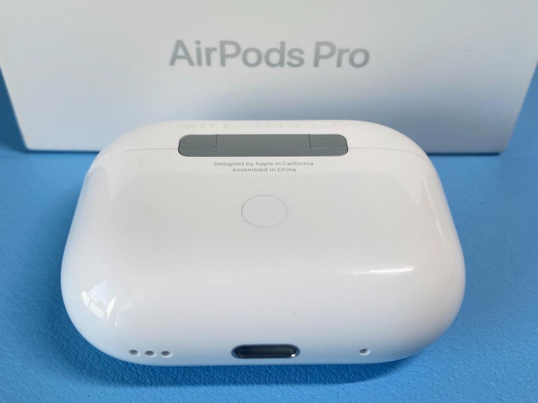 AirPods Pro 第2世代 充電ケースのみ A2968