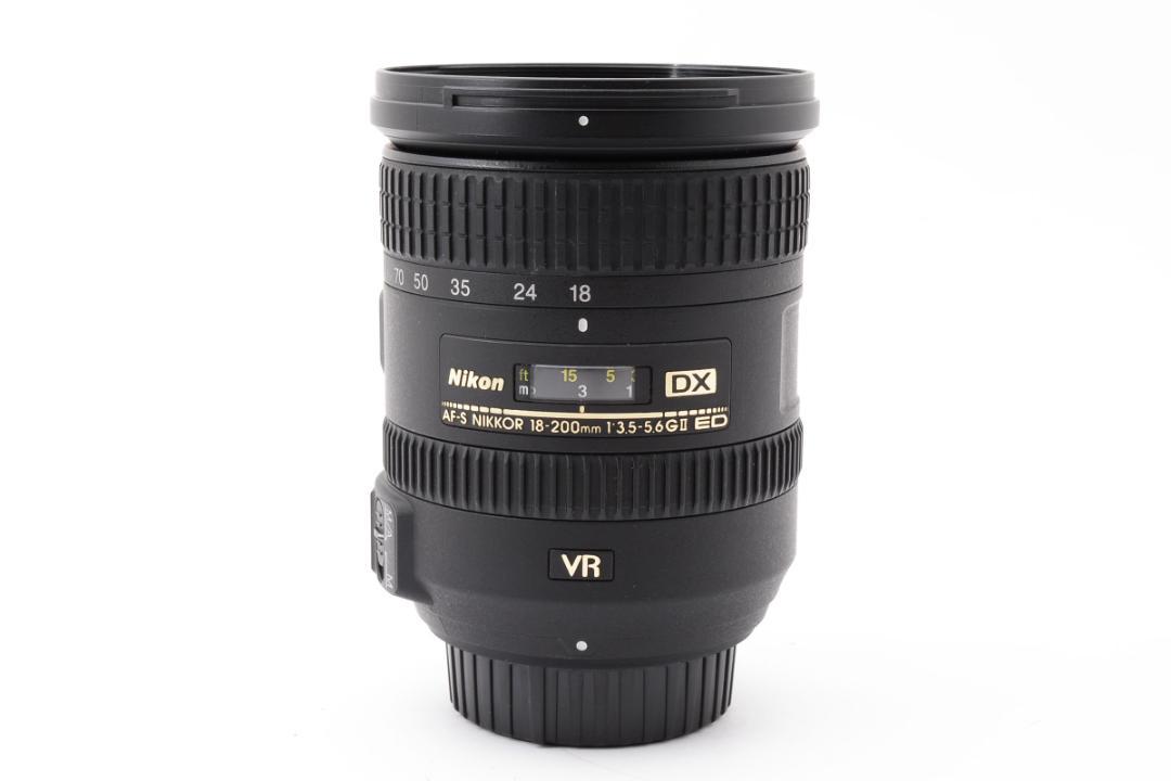 Nikkor 18-200mm