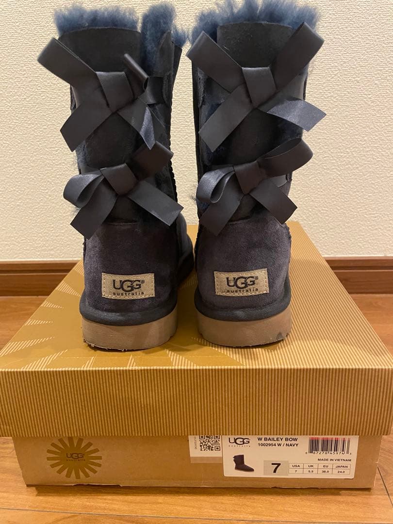 ♡UGG ♡ BAILEY BOW ダークブルー 7サイズ