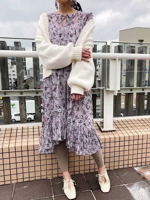 花柄ワンピース SNIDEL - メルカリ 花柄ワンピース SNIDEL - メルカリ