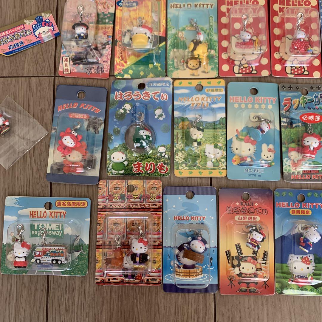 ご当地ハローキティ ファスナーマスコット37個セット