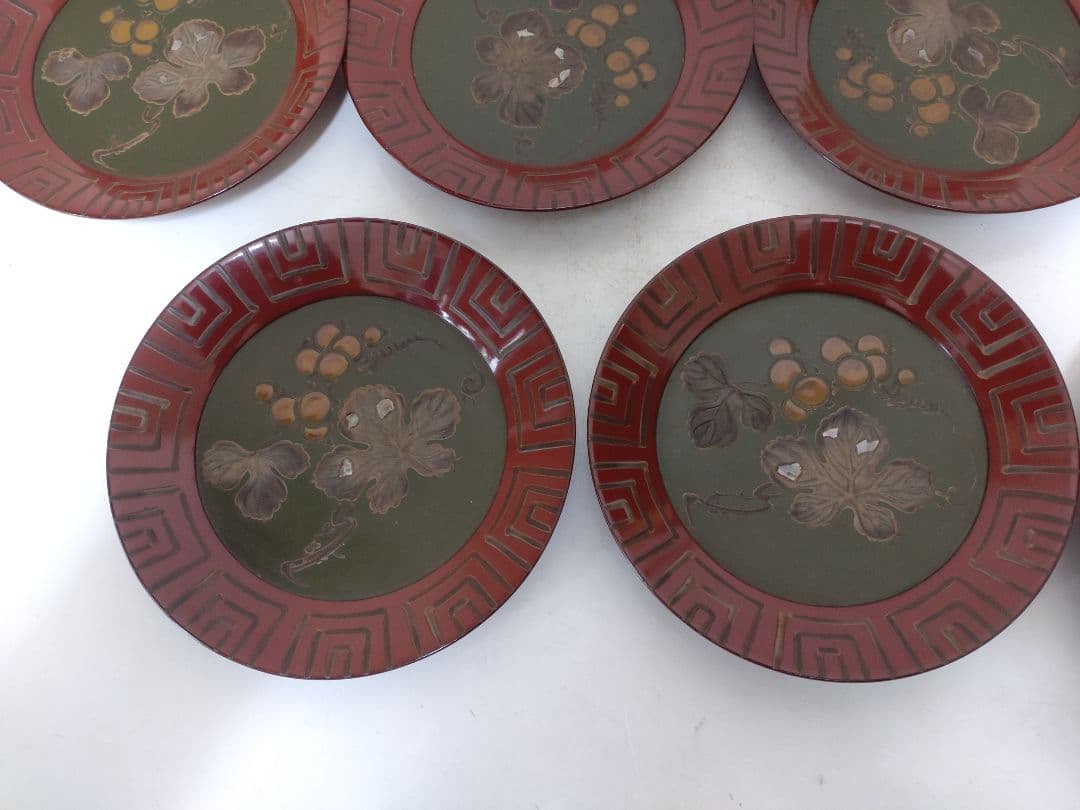 李朝 漆器 皿 螺鈿 11枚 美術 骨董 李朝 漆器 皿 螺鈿 11枚 美術 骨董