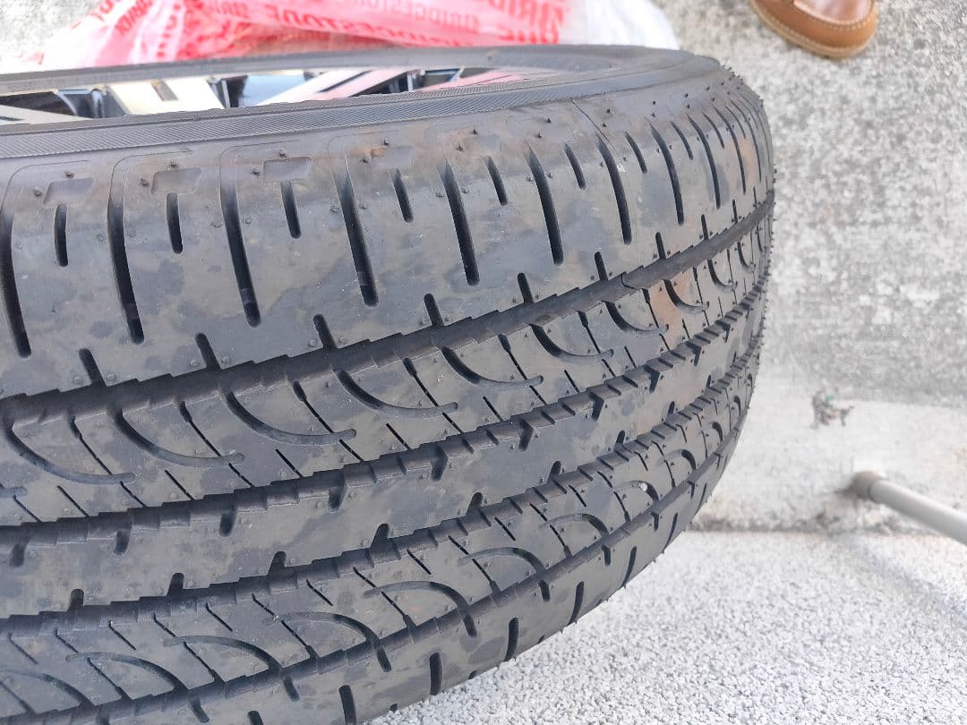 三菱デリカd5 タイヤホイールセット タイヤ BRIGHTFACE_UK