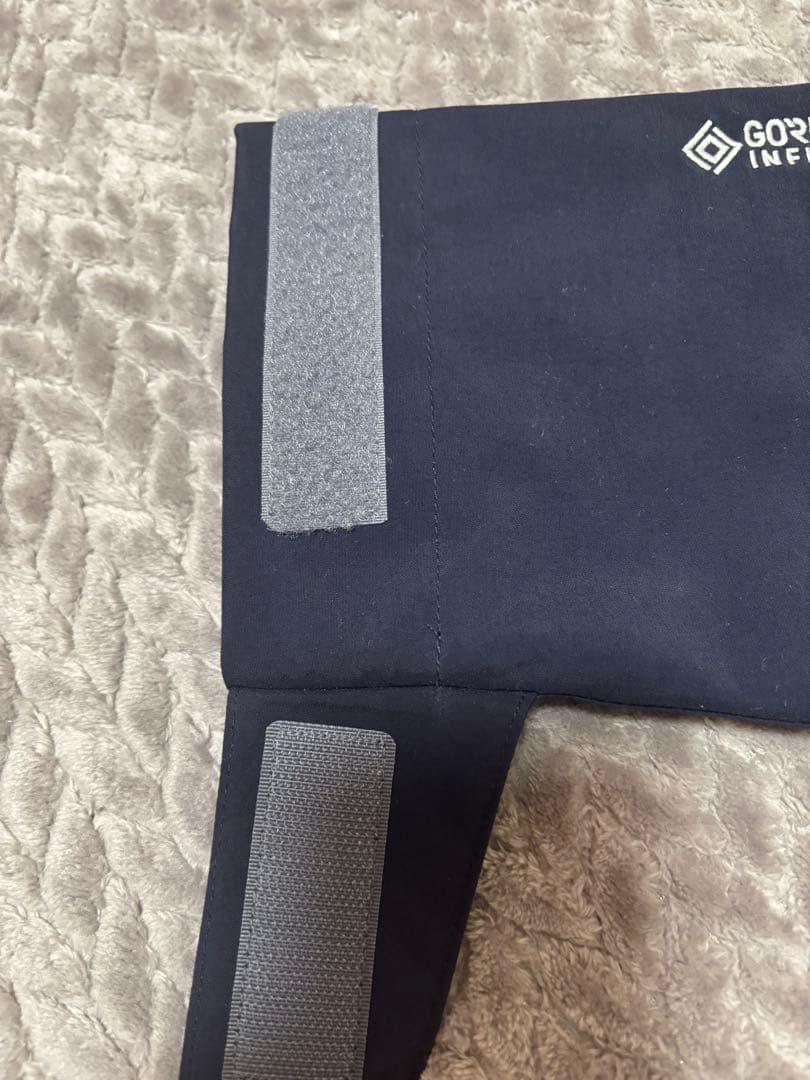 【極美品】CHUMS ゴアテックス マウンテンパーカー ネイビー XL 【極美品】CHUMS ゴアテックス マウンテンパーカー ネイビー XL