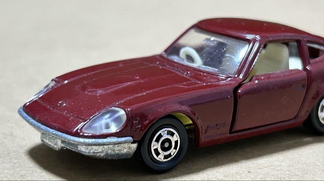 日本製 トミカ ニッサン フェアレディ 240ZG ブラウン