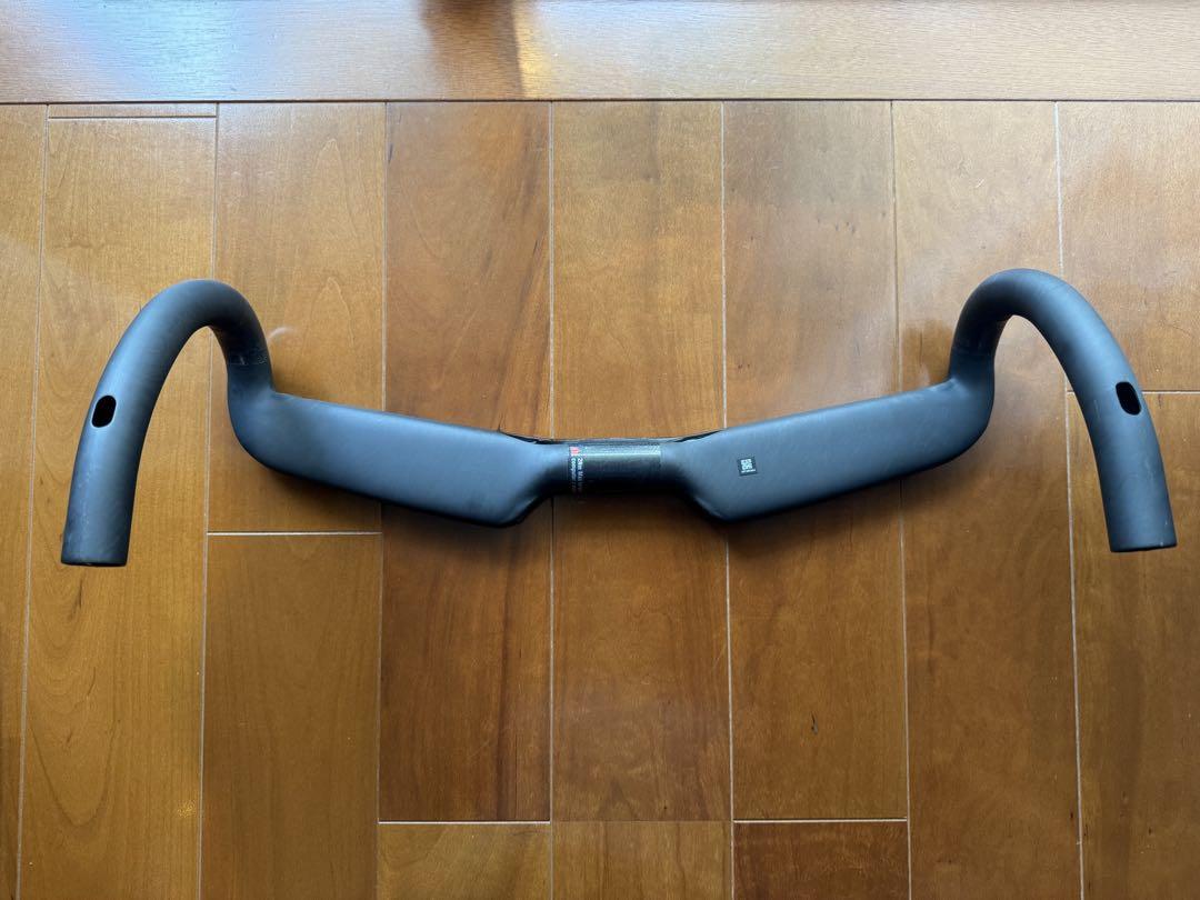 Vision Trimax Carbon Aero ハンドル 420mm Vision Trimax Carbon Aero Handlebar | Strictly Bicycles