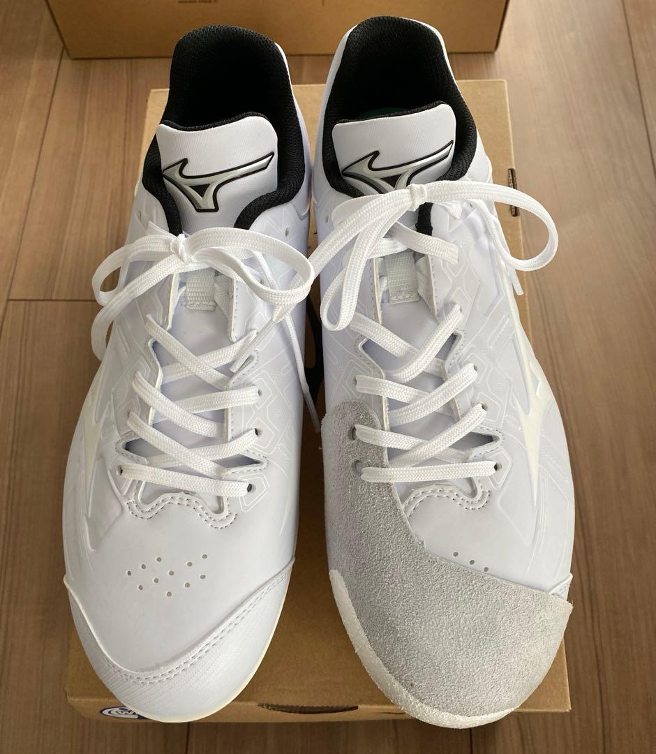 MIZUNO ミズノ スパイク 白26センチ P革加工済み ライトレボバディー226cm MIZUNO