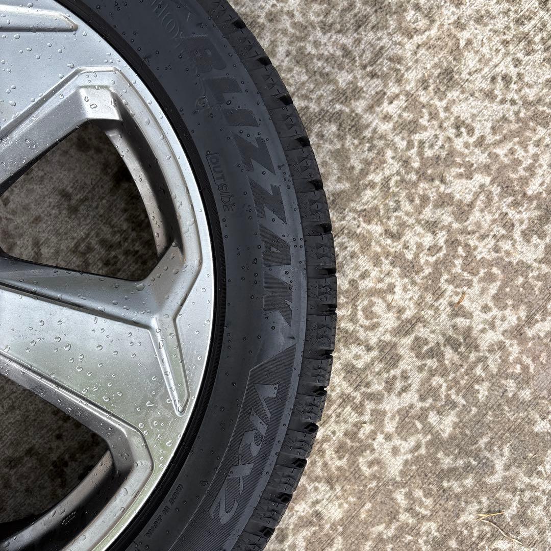 レクサスUX250用スタッドレスタイヤLAV4新車外しホイル18インチ レクサスUX250用スタッドレスタイヤLAV4新車外しホイル18インチ