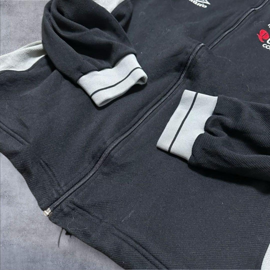 90sUMBRO古着トラックジャケットセリエチームロゴドローコードブラックA55XL(LL)・UMBRO