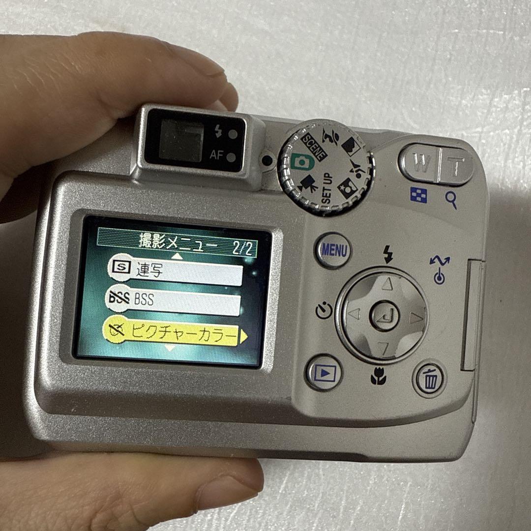❗️激安価格❗️デジカメ　本体　Nikon Coolpix 3200
