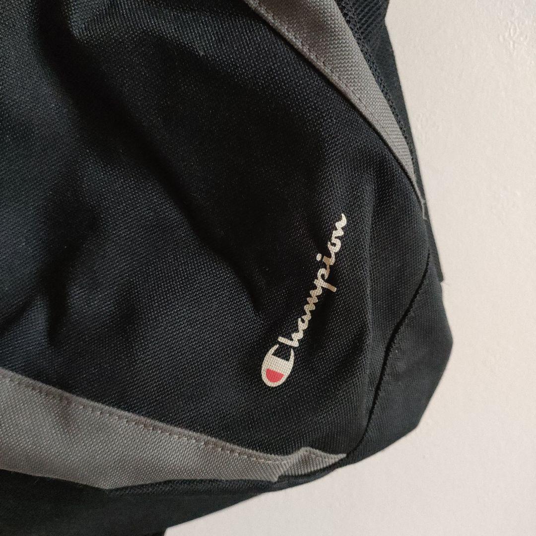 00s Champion チャンピオン スリングバッグ ボディ Y2K テック系 00s Champion チャンピオン スリングバッグ ボディ Y2K テック系