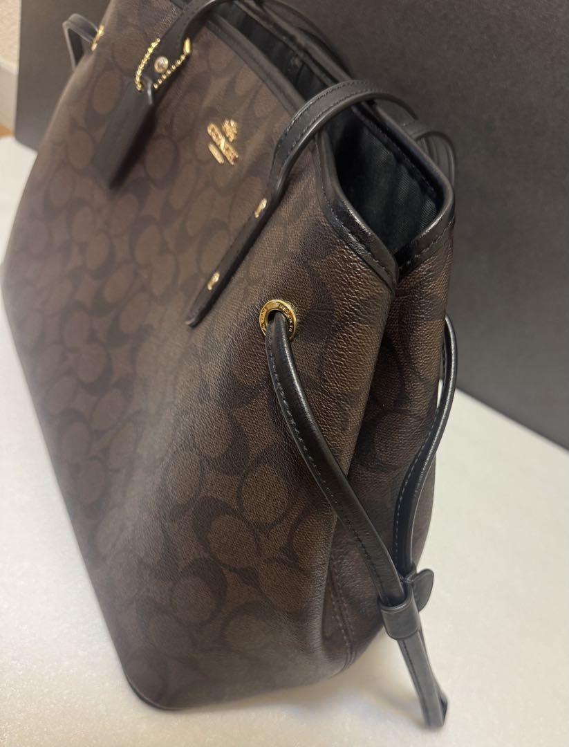 COACH ブラウン ロゴ トートバッグ