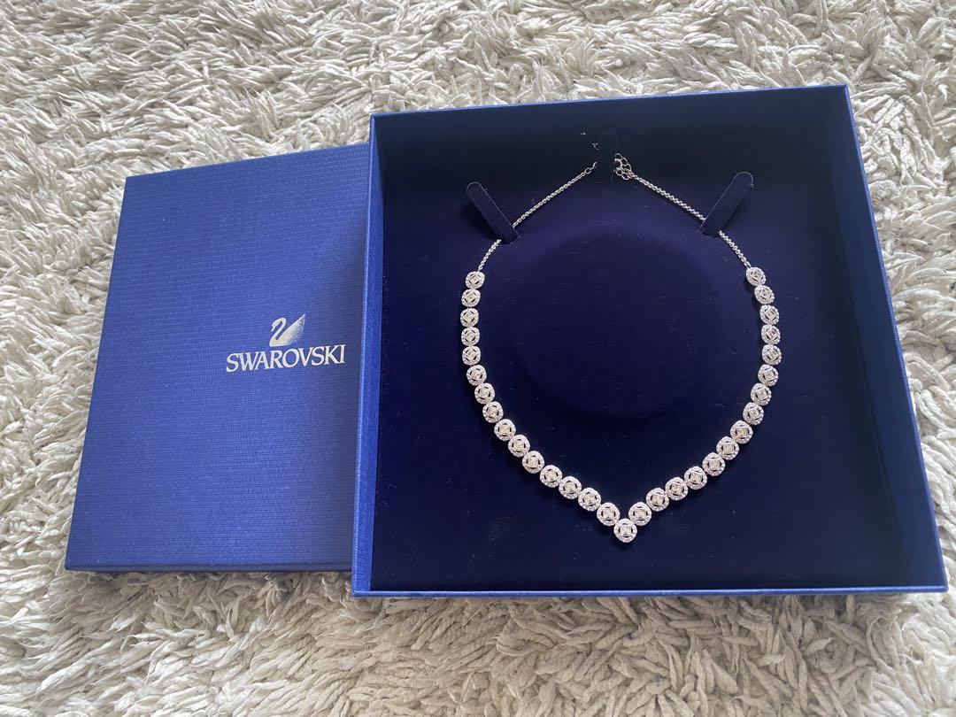 Swarovski シルバー ビジュー ネックレス