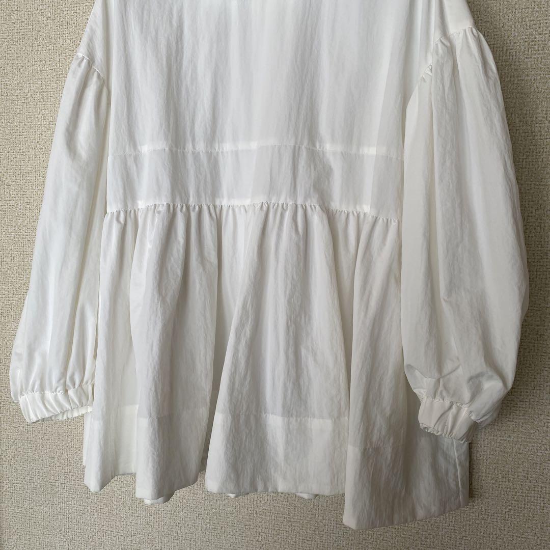 ☆値下げ!【美品】「yori」ヨリ フラットカラーティアードブラウス 画像12